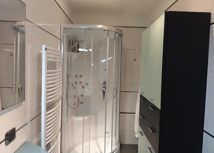 Lakeside Апартаменты *